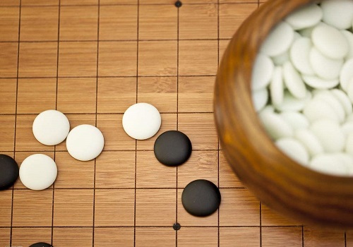 7-9个月的宝宝可以坐大龙球吗
